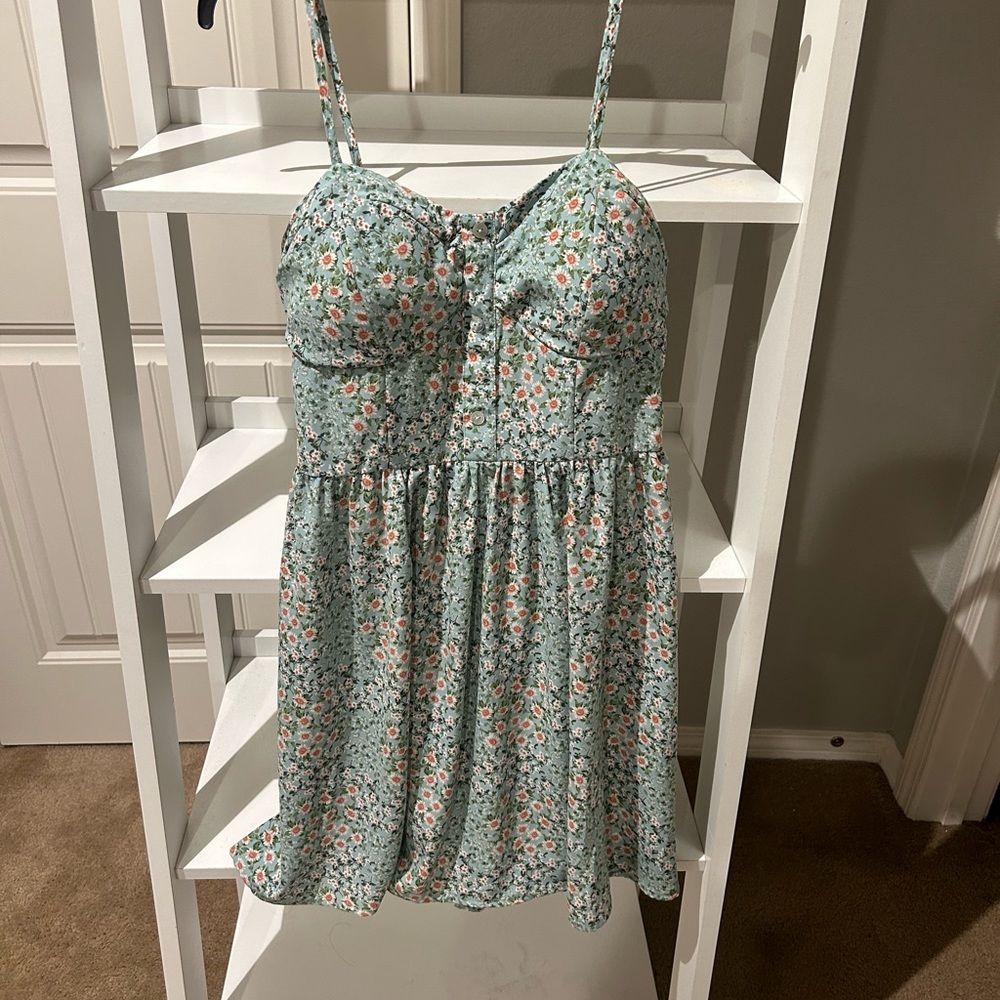 Floral dress size M